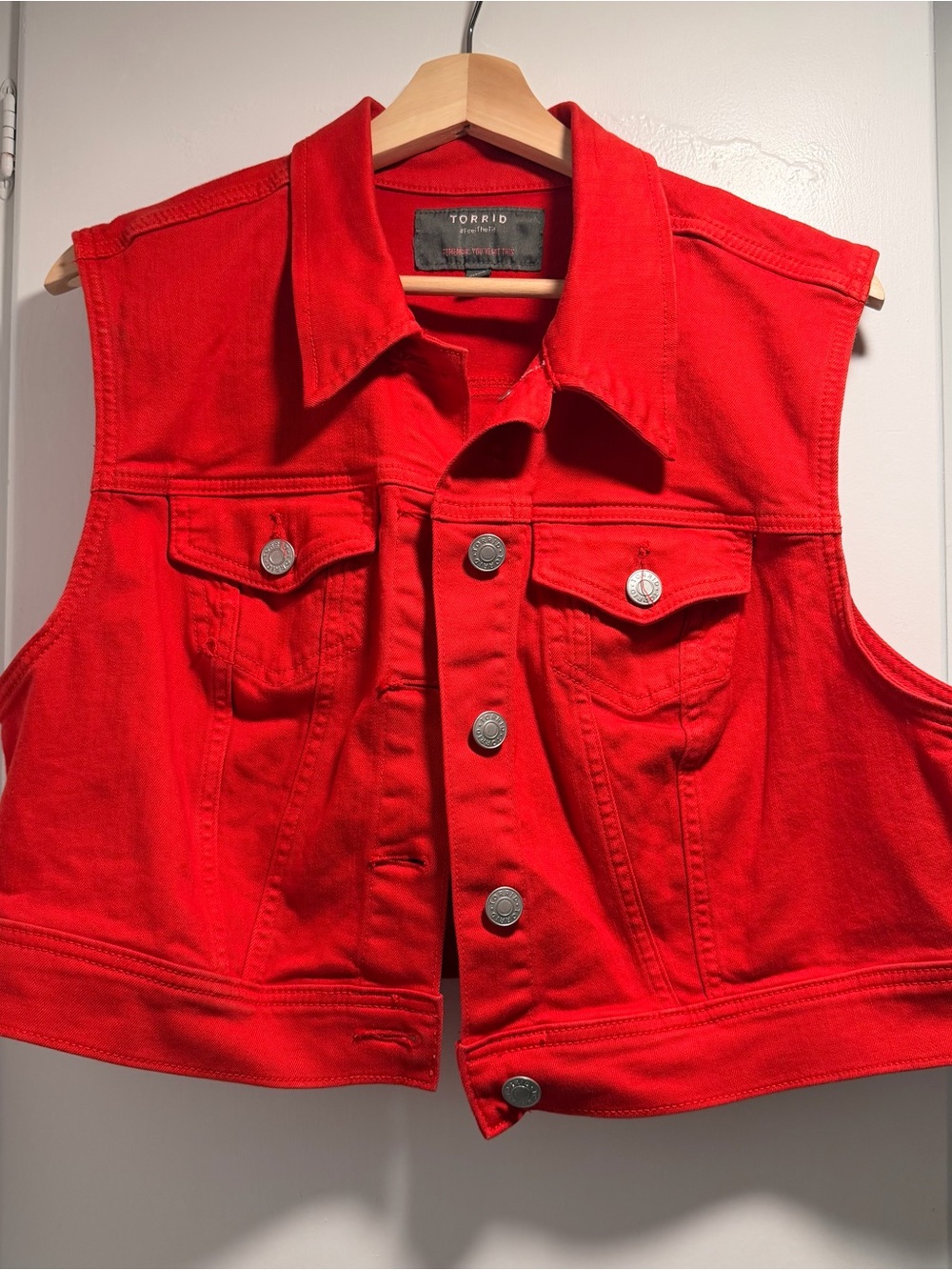 torrid Bright Red Denim Button-Front Vest sz large - Picture 2 of 7